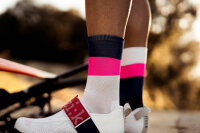 Incylence Ultralight High-Cut Socken Mirrored Pink